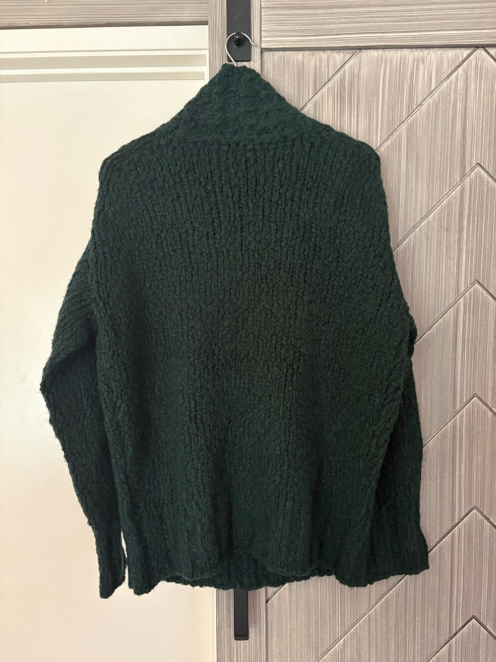 J. Crew Oversized Turtleneck Sweater Textured Yarn Alpaca Wool Pine Green
S/M - Picture 6 of 12